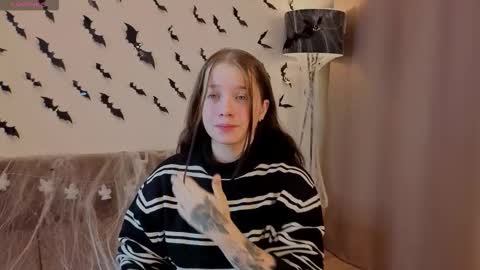 Snapshot of carissaolivo chatting on November 2025 03:20:02 AM Elena online show from November 2025 03:20:02 AM