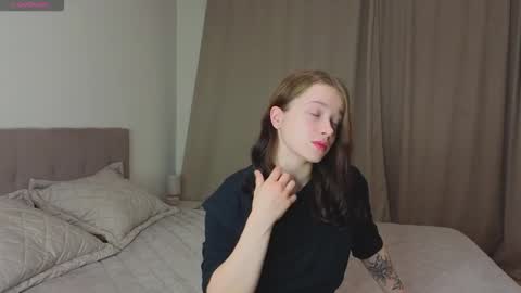 Snapshot of carissaolivo chatting on November 2025 10:58:02 AM Elena online show from November 2025 10:58:02 AM