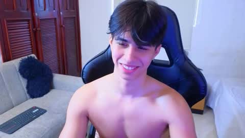 carl_dixon online show from October 2025 01:13:01 PM