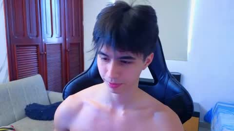 carl_dixon online show from April 2026 06:58:02 PM