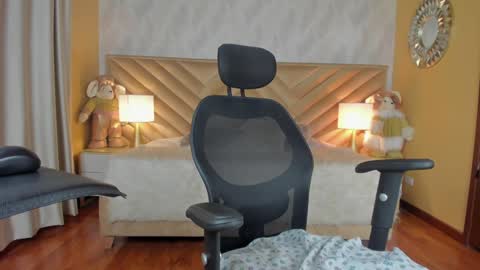 Carla Santini online show from December 2024 11:56:02 PM