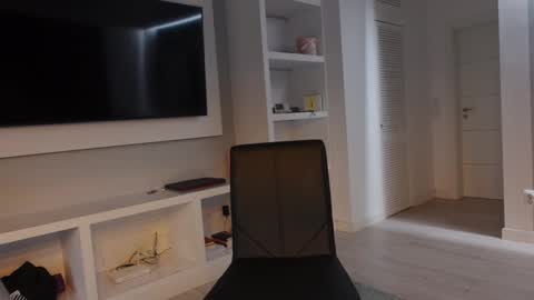 Snapshot of carla_secretary chatting on February 2025 05:09:02 PM carla_secretary online show from February 2025 05:09:02 PM