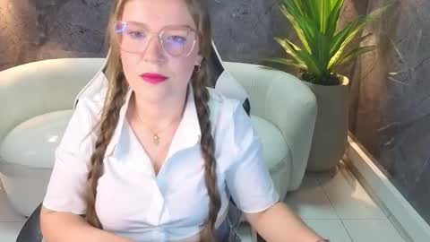 Carla  online show from October 2025 07:56:01 PM