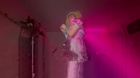 carlacee online show from March 2026 04:58:01 AM