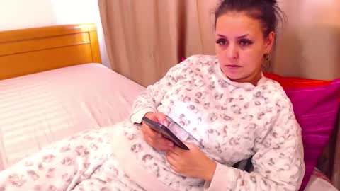 Snapshot of carlasweet00 chatting on February 2026 07:37:01 AM carlasweet00 online show from February 2026 07:37:01 AM