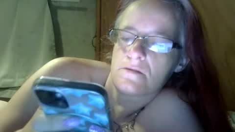 carleeswoman08 online show from May 2026 11:06:01 AM