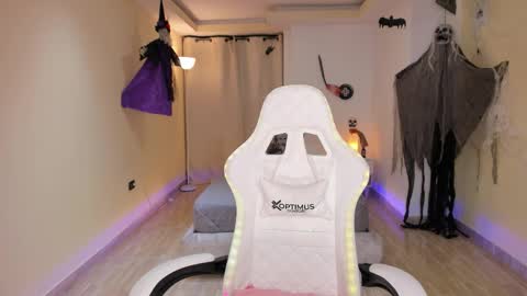 Alejandra online show from October 2025 02:23:02 AM