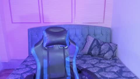 CARLYE   online show from January 2025 11:10:02 AM