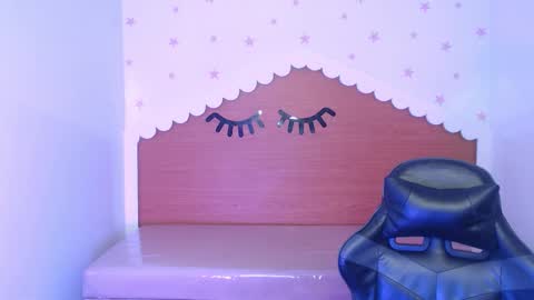 CARLYE   online show from December 2025 03:12:01 AM