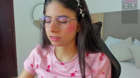 C A R L I N A online show from April 2026 12:35:02 PM