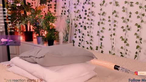 Carly online show from January 2025 11:35:01 PM