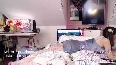 Carly Pearls online show from January 2025 12:30:01 AM