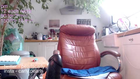 Carly Pearls online show from January 2025 09:35:02 AM