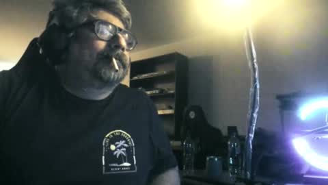 Snapshot of carmelo_devitto chatting on November 2025 03:50:02 AM soy Batman online show from November 2025 03:50:02 AM