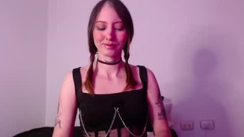 carmennrusso online show from October 2025 09:38:01 PM