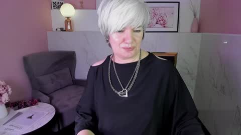 Carmen online show from January 2025 12:18:01 AM