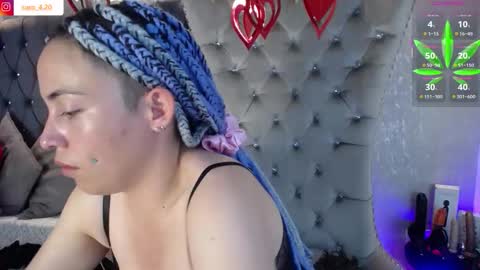 Snapshot of caro_fisher chatting on February 2026 01:29:02 PM Caro Fisher online show from February 2026 01:29:02 PM