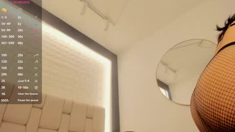    online show from September 2025 11:46:02 AM