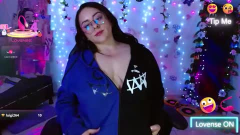 Carolina online show from February 2026 06:37:01 AM