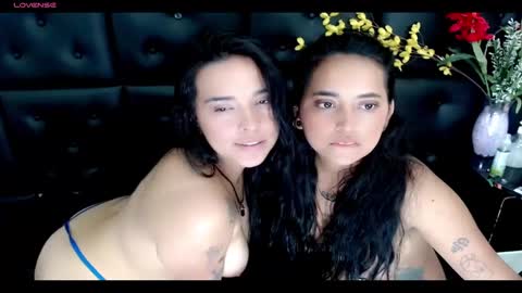 Snapshot of carolaine01 chatting on February 2025 01:13:01 AM Carolaine01 online show from February 2025 01:13:01 AM