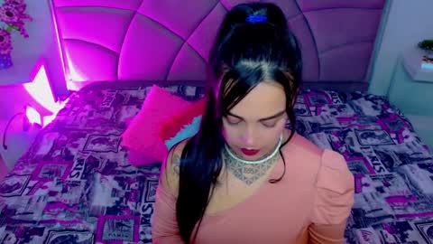 Snapshot of carolaine01 chatting on September 2025 11:37:01 PM Carolaine01 online show from September 2025 11:37:01 PM