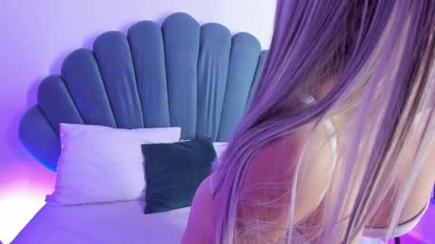 Snapshot of carolainsmith chatting on September 2025 01:15:01 PM Carolain online show from September 2025 01:15:01 PM