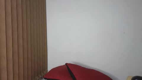 carolay759687 online show from November 2025 12:32:01 AM