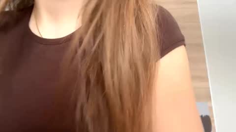 Snapshot of carolecronan chatting on February 2026 08:29:01 AM Lisa online show from February 2026 08:29:01 AM