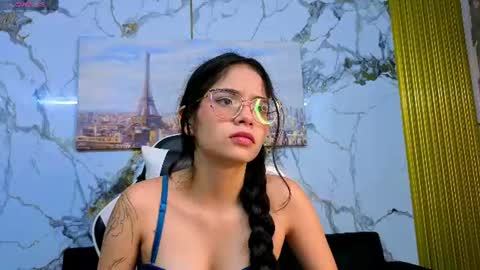 carolina23_pm online show from June 2026 11:38:02 PM