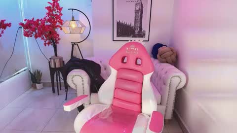 CAROLINA.  online show from January 2026 11:47:01 AM