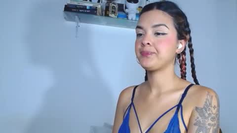 CarolinaM online show from September 2025 01:38:01 PM