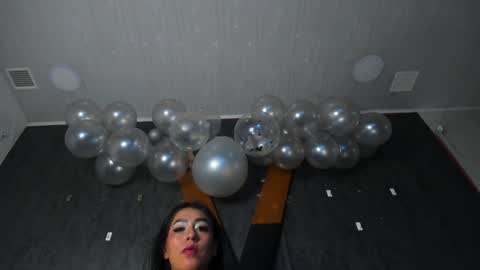 carolina online show from December 2024 08:07:02 PM