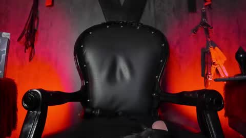 carolina online show from February 2025 10:37:01 PM