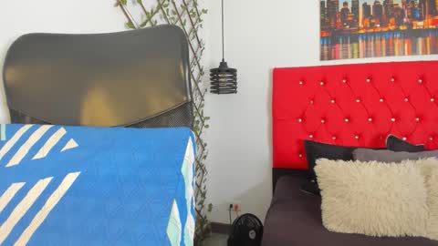 Carolina online show from December 2025 03:17:01 PM