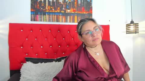 Carolina online show from February 2026 06:51:02 PM