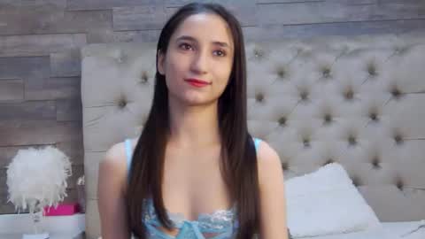 carolinahart online show from October 2025 06:58:02 AM