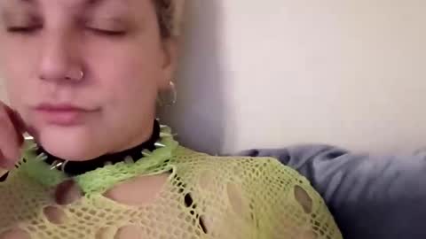 carolinajuggalo17 online show from April 2026 04:04:02 AM