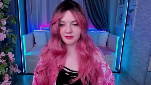 Snapshot of carolinasherry chatting on September 2025 05:07:01 AM carolinasherry online show from September 2025 05:07:01 AM