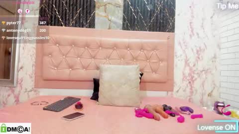 caroline daring online show from January 2026 03:19:02 AM