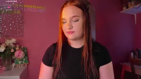 Snapshot of caroline_kiparis chatting on July 2026 08:46:02 PM Caro online show from July 2026 08:46:02 PM