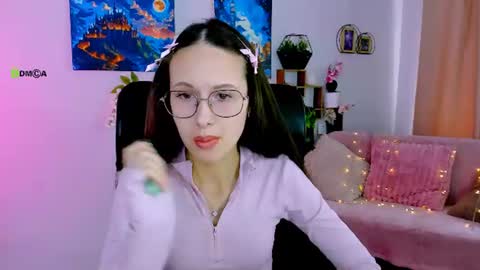 Snapshot of caroline_rosee_ chatting on July 2026 08:42:02 AM Caroline online show from July 2026 08:42:02 AM