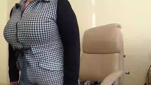 CarolineDream  online show from November 2025 07:19:01 AM