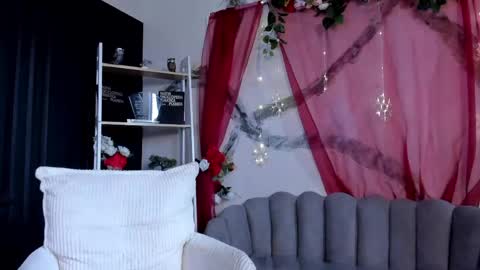 Snapshot of carolinefyre chatting on May 2026 06:09:01 PM Caroline online show from May 2026 06:09:01 PM