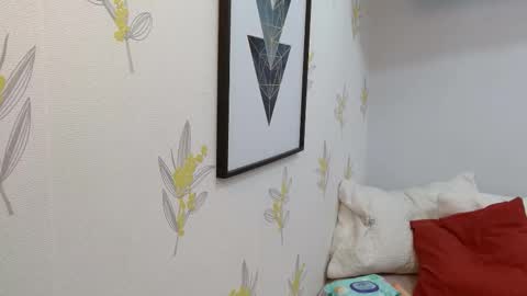 Snapshot of carolinemoretti chatting on November 2025 11:54:02 AM Im Carolanie online show from November 2025 11:54:02 AM