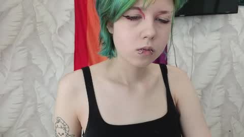 Snapshot of carolinerichter chatting on June 2026 12:31:02 PM CarolineRichter online show from June 2026 12:31:02 PM