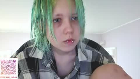 Snapshot of carolinerichter chatting on July 2026 08:07:01 AM CarolineRichter online show from July 2026 08:07:01 AM