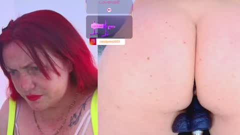 Carolinhe  online show from November 2025 02:48:02 PM