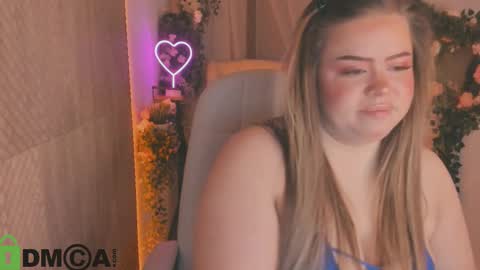 caroll_li online show from February 2025 10:11:01 PM