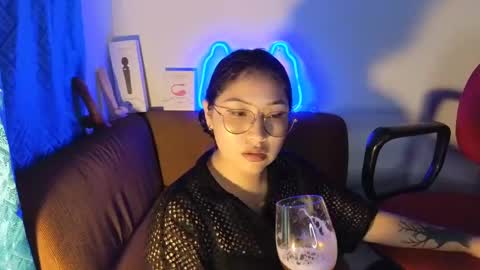 kitty online show from December 2024 04:12:02 AM