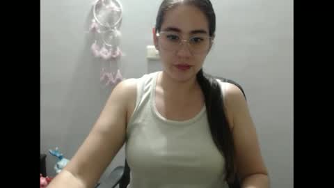Carolyn Lux online show from January 2026 01:42:02 AM
